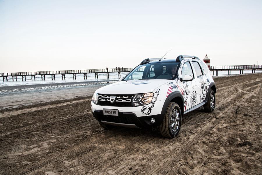  Dacia Duster Strongman 2017 года  (фото 8 из 30)